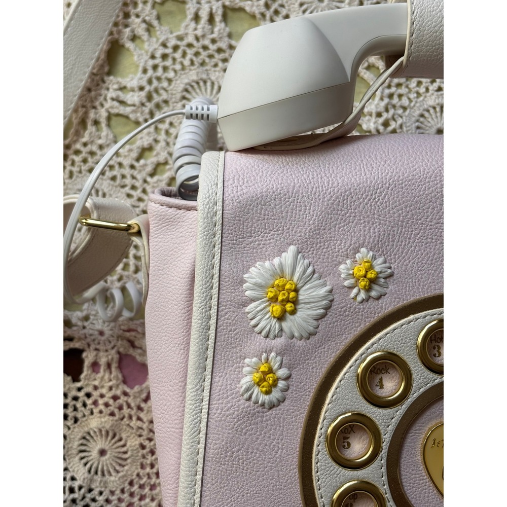 Betsey Johnson Call Me Phone Crossbody Bag Pink Daisy Bluetooth Handset Y2K - Picture 13 of 16